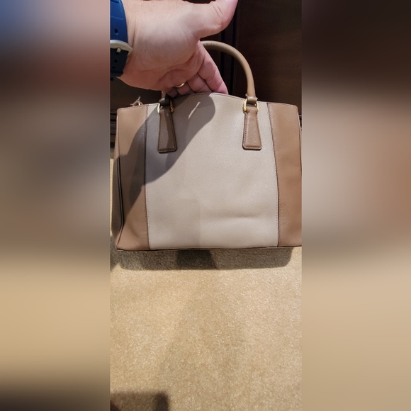PRADA 2 Tone Saffiano Lux Double Zipper Tote - Picture 2 of 16